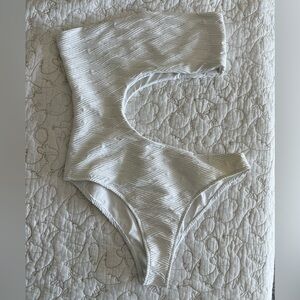 JMP the Label one piece NWOT